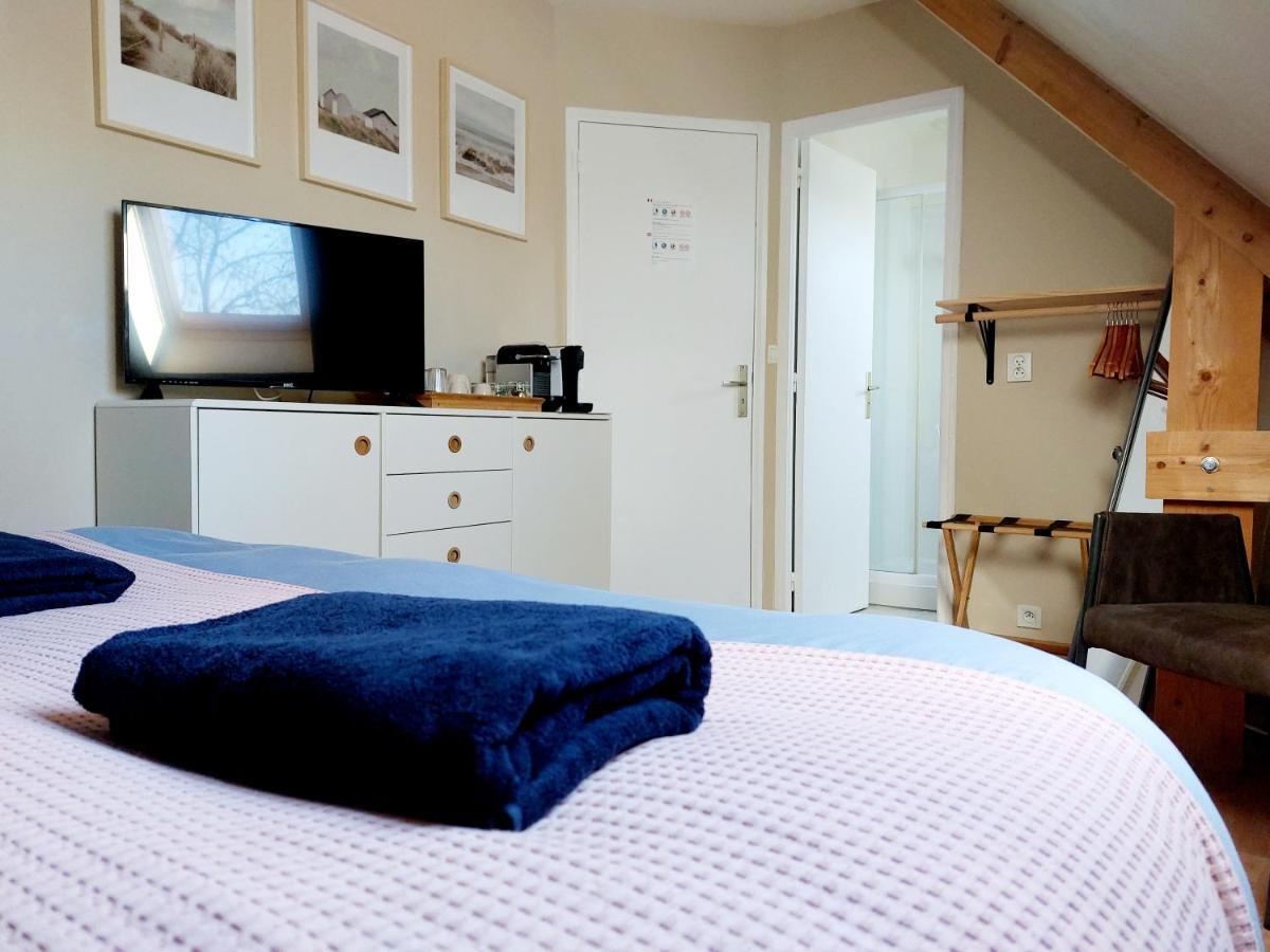 Chambres D'Hotes Chez L'Habitant - Bed& Breakfast Homestay Huisnes-sur-Mer 외부 사진